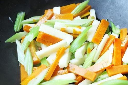 瓜和芹菜一起吃南瓜