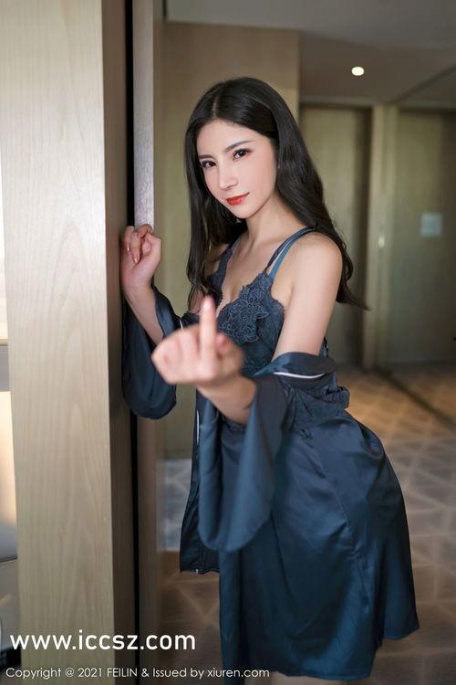 女教师吃瓜事件,网络舆论下的师德争议与反思