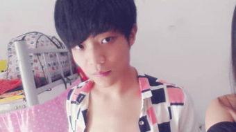 吃瓜小分队正在直播,带你揭秘娱乐圈最新瓜料！