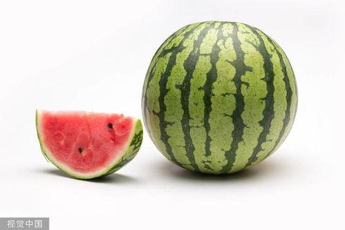 八卦新瓜吃瓜图片大全集,吃瓜图片大全集揭秘娱乐圈幕后风云